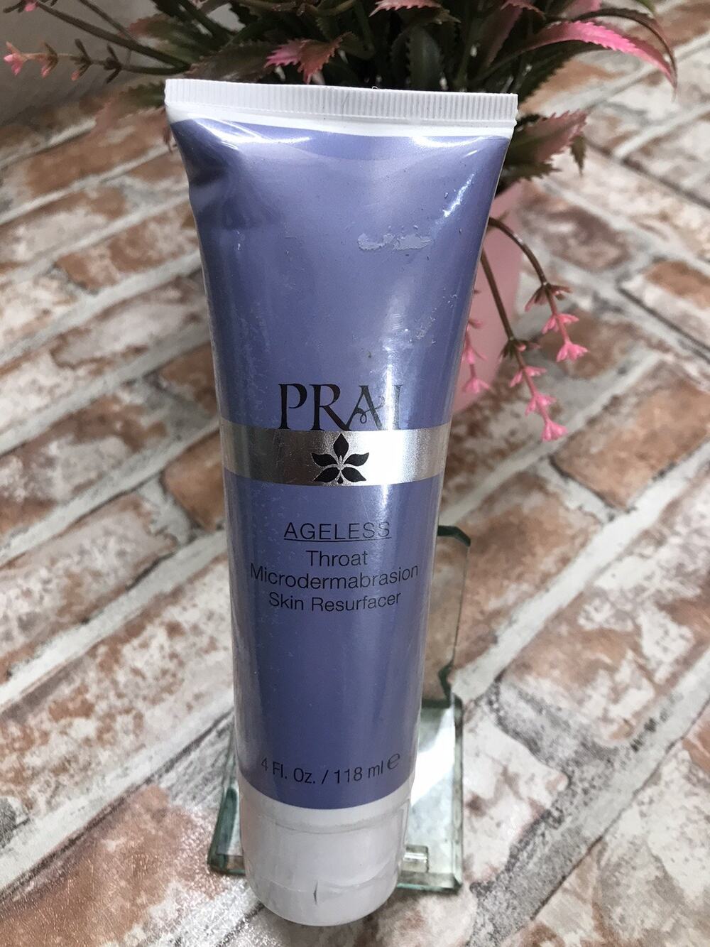 PRAI Ageless Throat Microdermabrasion Skin Resurfacer Facial Scrub 4oz Sealed